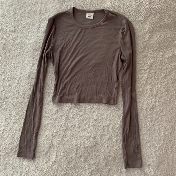 Aritzia | Sunday Best Ribbed Long Sleeve Tee - Picture 4 of 7